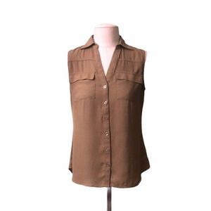 New York & Co green sleeveless button down blouse